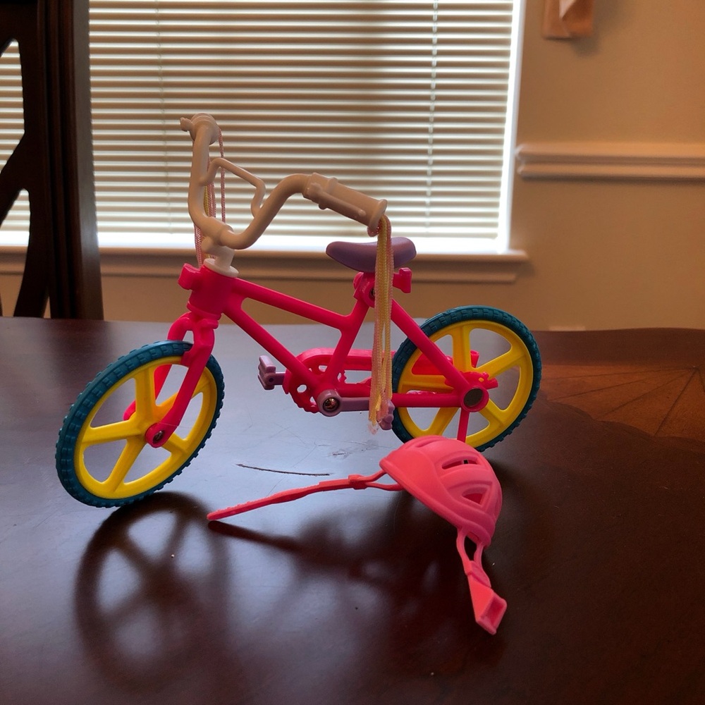 Barbie Kelly doll Pink and Yellow Toy Bicycle with helmet